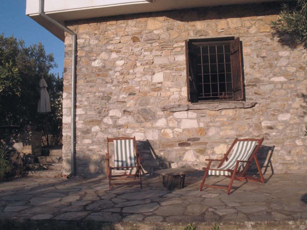 Traditional Stonehouse Potistika Ngoại thất bức ảnh